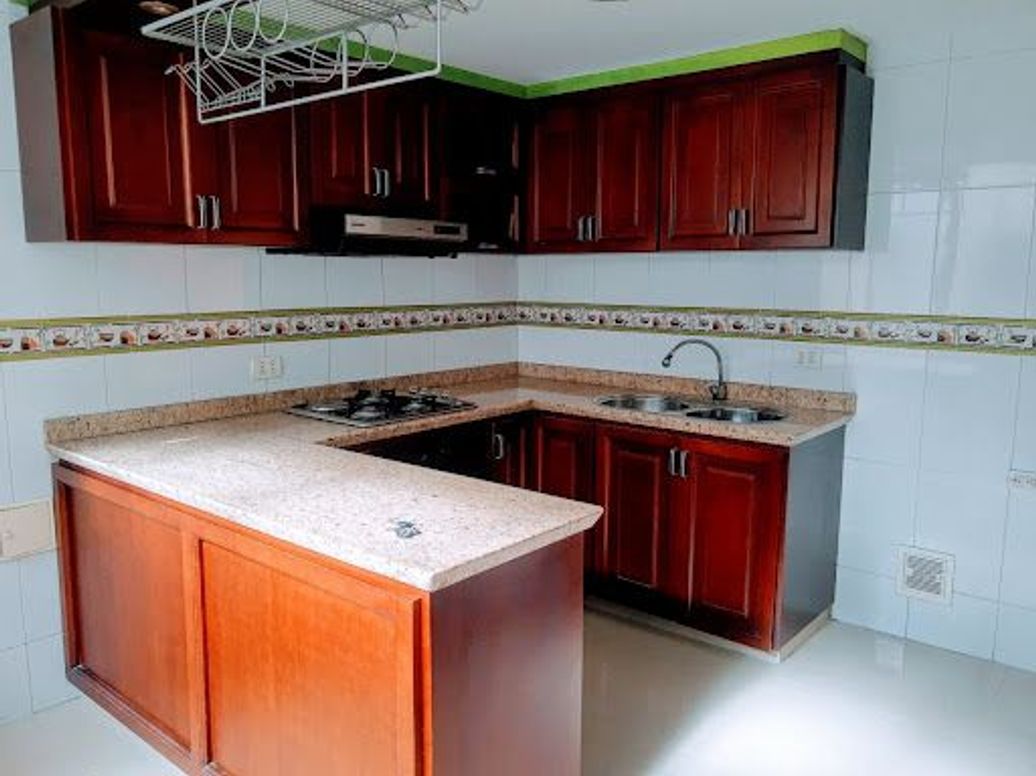 Apartamento de 3 alcobas en venta en Santa Barbara Central, Bogotá, 163 m² · foto 7 de 20