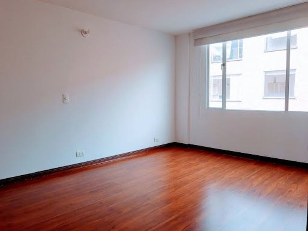 Apartamento de 3 alcobas en venta en Santa Barbara Central, Bogotá, 163 m² · foto 13 de 20