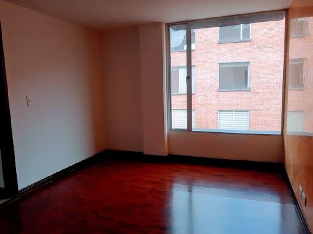 Apartamento de 3 alcobas en venta en Santa Barbara Central, Bogotá, 163 m² · foto 18 de 20