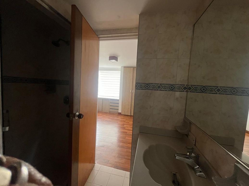 Apartamento de 3 alcobas en venta en Mazurén, Bogotá, 88 m² · foto 13 de 20