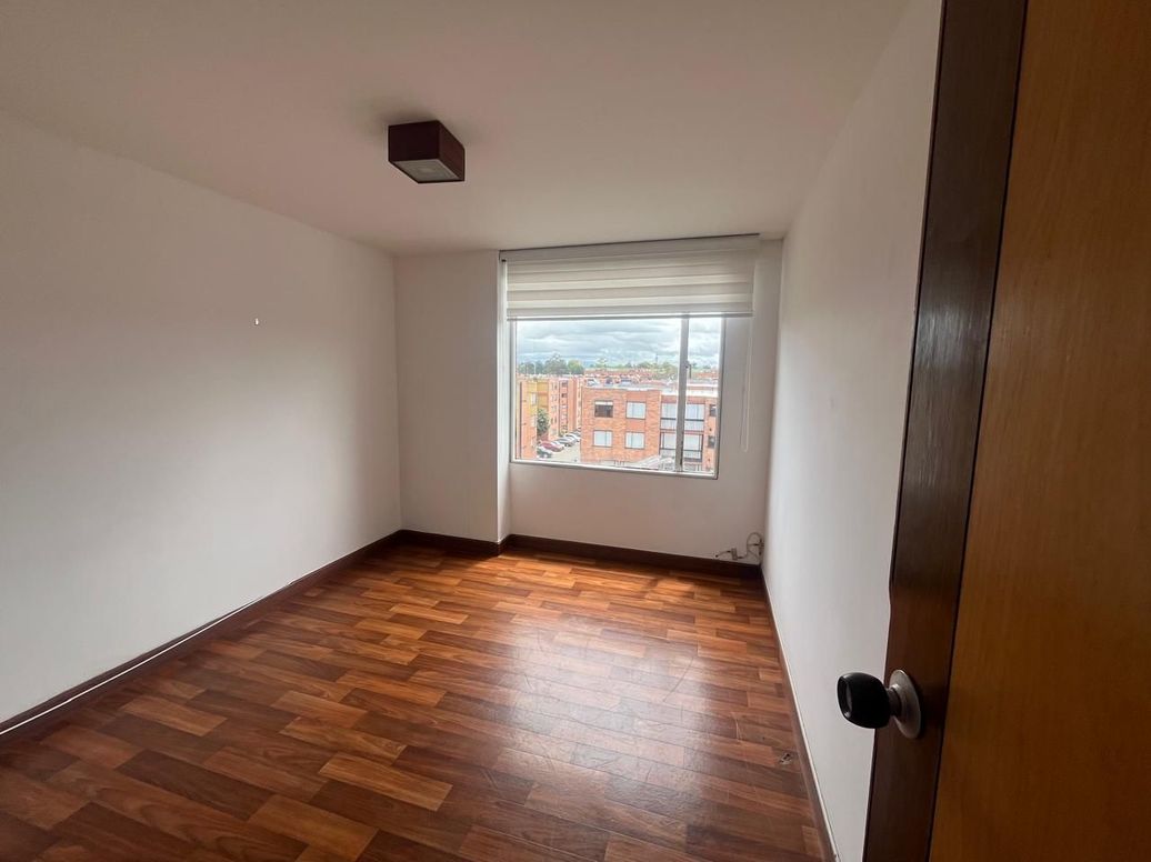 Apartamento de 3 alcobas en venta en Mazurén, Bogotá, 88 m² · foto 5 de 20