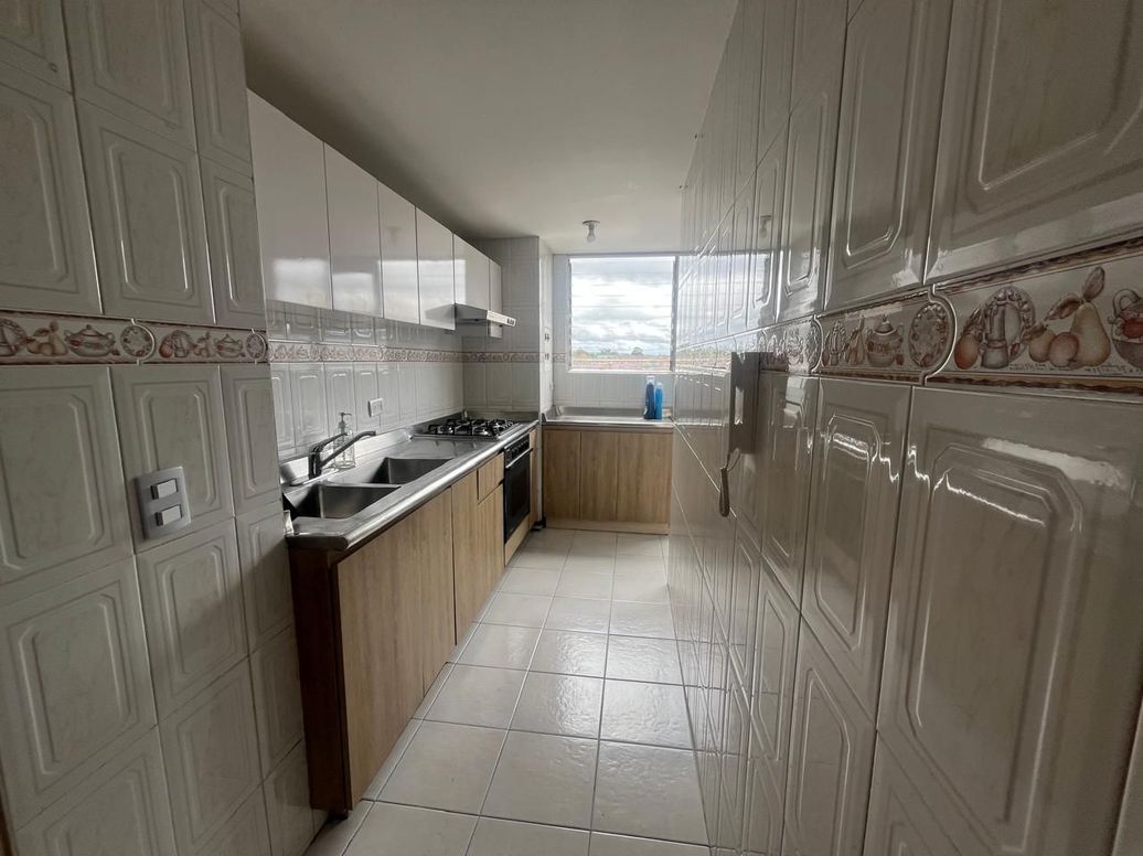 Apartamento de 3 alcobas en venta en Mazurén, Bogotá, 88 m² · foto 15 de 20