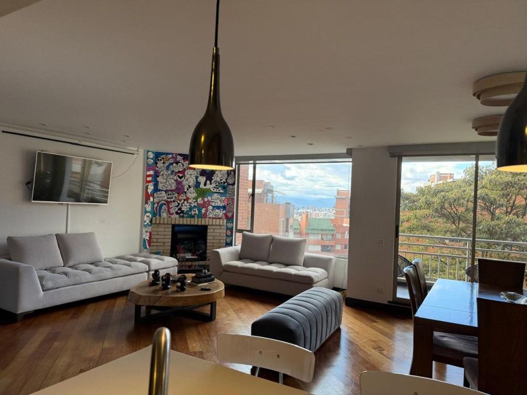 Apartamento de 3 alcobas en venta en La Acanada, Bogotá, 170 m² · foto 2 de 18