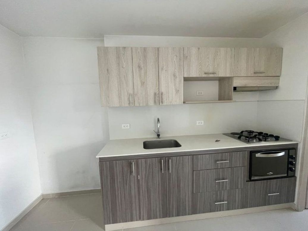 Apartamento en Arriendo con el Código 6456 en Ferreni