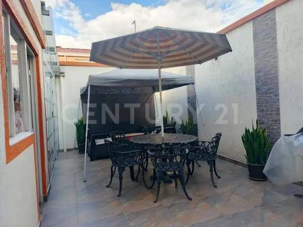 Casa de 5 alcobas en venta en Modelia, Bogotá, 245 m² · foto 6 de 16