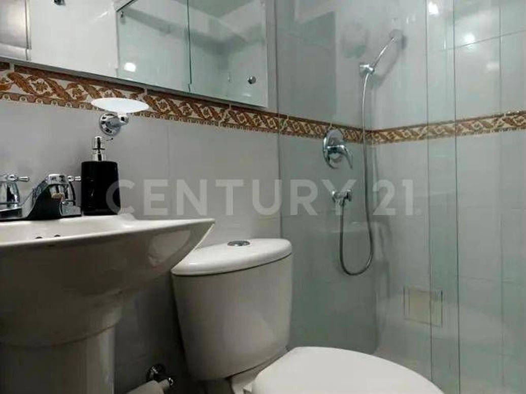 Casa de 5 alcobas en venta en Modelia, Bogotá, 245 m² · foto 11 de 16