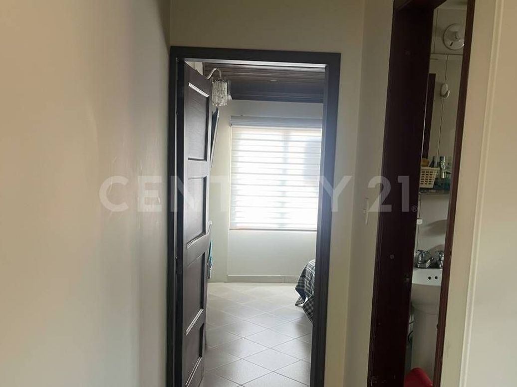 Casa de 5 alcobas en venta en Modelia, Bogotá, 245 m² · foto 16 de 16