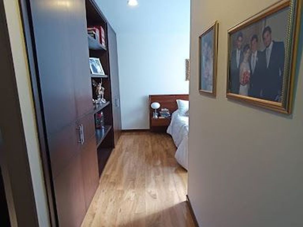Apartamento de 3 alcobas en venta en Nicolas De Federman, Bogotá, 117 m² · foto 7 de 11