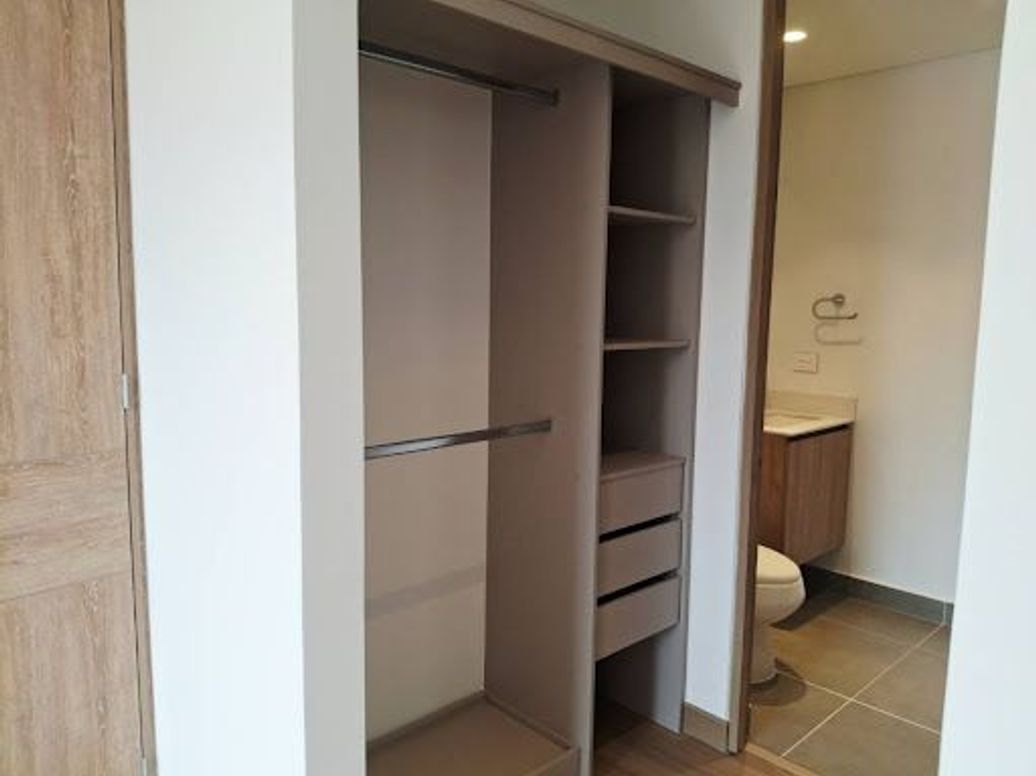 Apartamento de 1 alcoba en arriendo en La Portada, Bogotá, 55 m² · foto 9 de 13