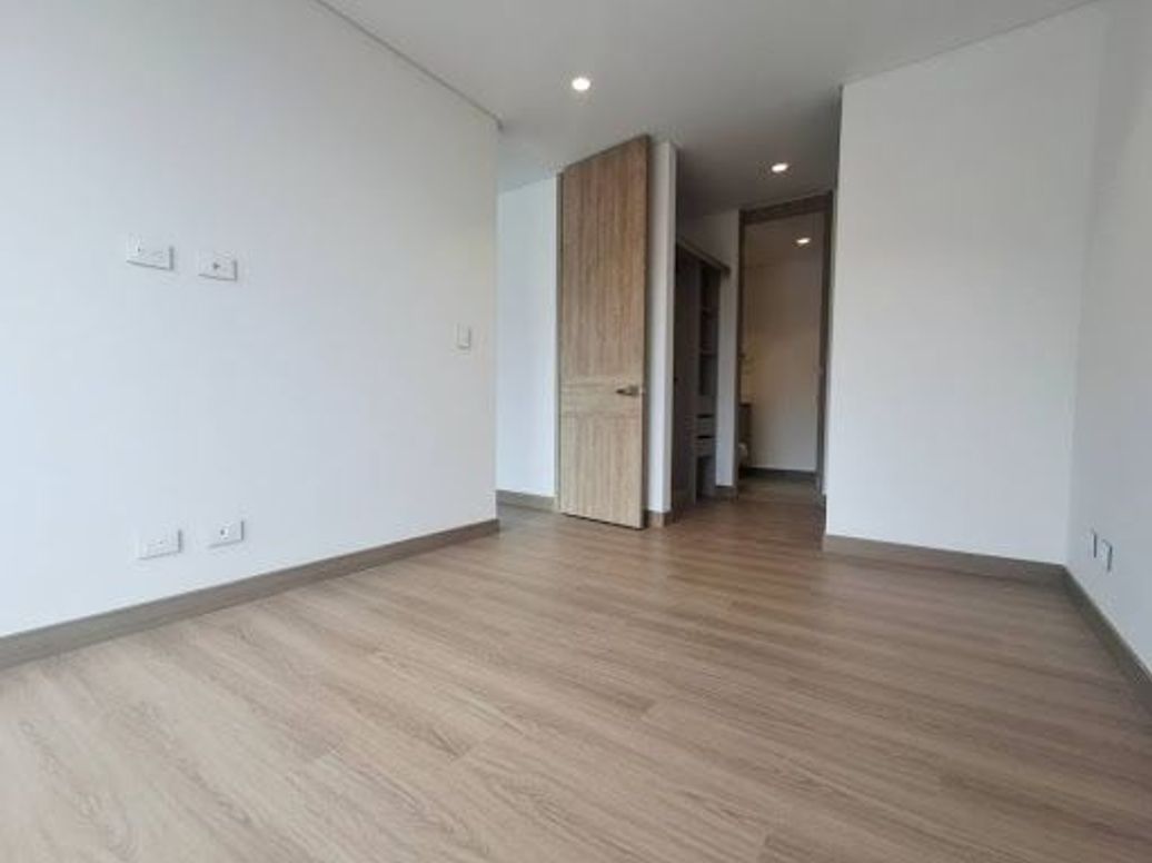 Apartamento de 1 alcoba en arriendo en La Portada, Bogotá, 55 m² · foto 7 de 13