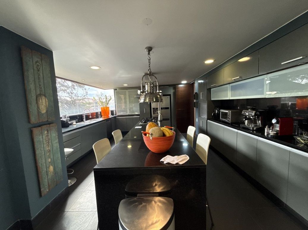 Apartamento de 3 alcobas en venta en El Refugio, Bogotá, 447 m² · foto 20 de 20