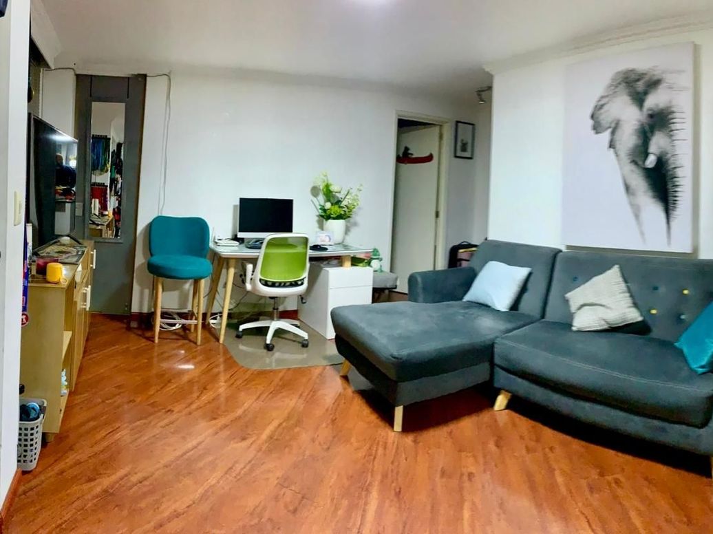 Apartamento en venta en Quinta Paredes, Bogotá · foto 2 de 10
