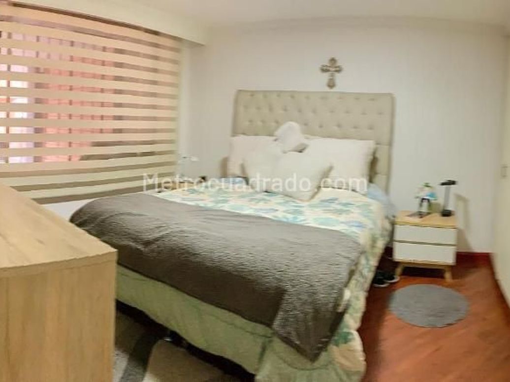 Apartamento en venta en Quinta Paredes, Bogotá · foto 7 de 10