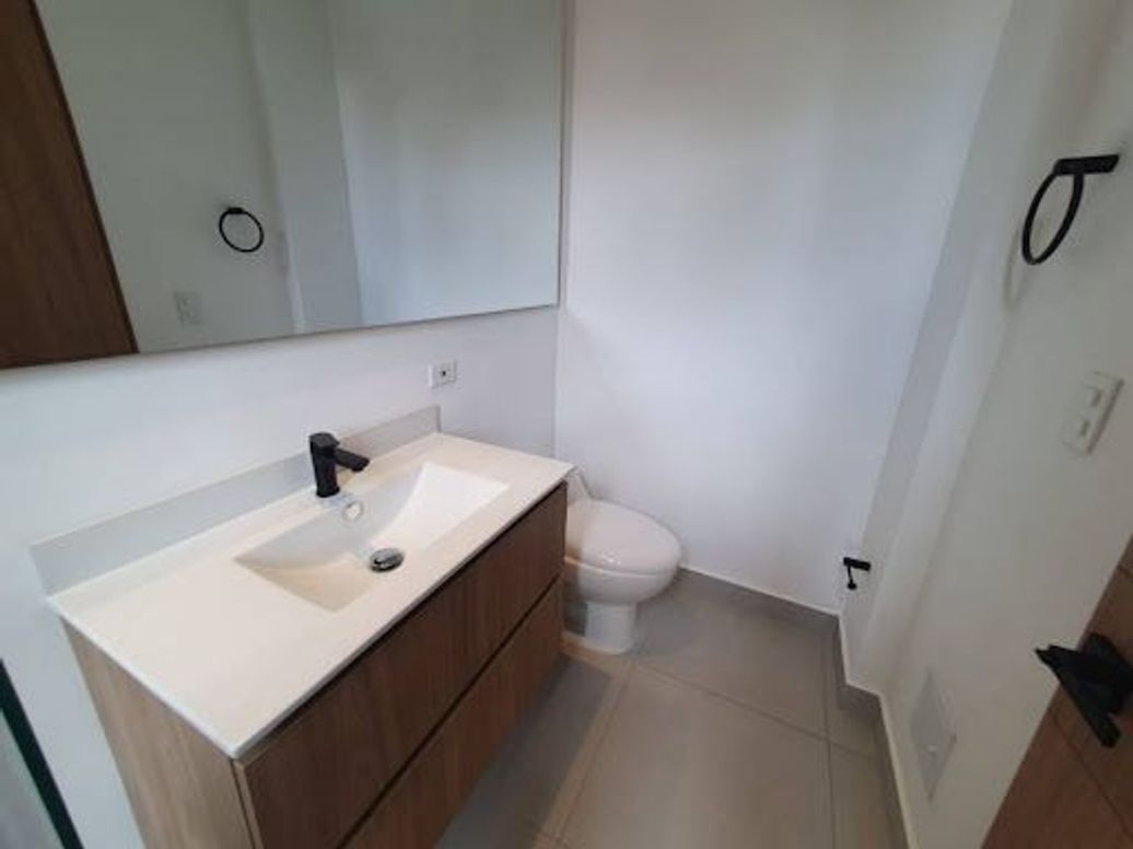 Apartaestudio en venta en Chico Norte Iii, Bogotá, 44 m² · foto 14 de 20
