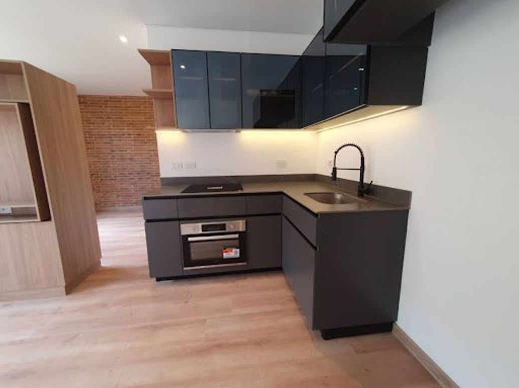 Apartaestudio en venta en Chico Norte Iii, Bogotá, 44 m² · foto 2 de 20