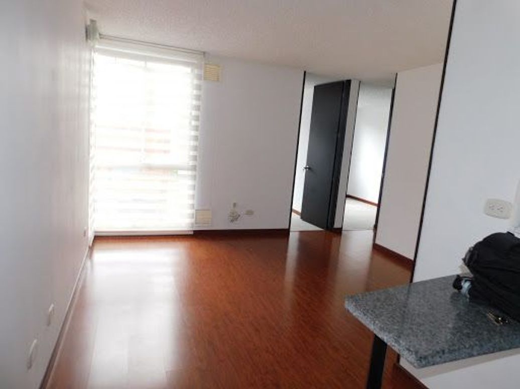 Apartamento de 2 alcobas en venta en Pinar De Suba, Bogotá, 37 m² · foto 9 de 9