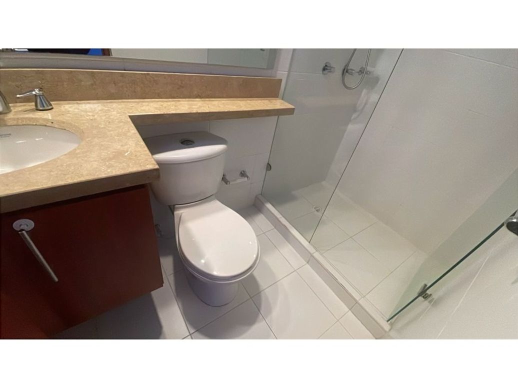 Apartamento de 2 alcobas en venta en Cedritos, Bogotá, 69 m² · foto 11 de 20