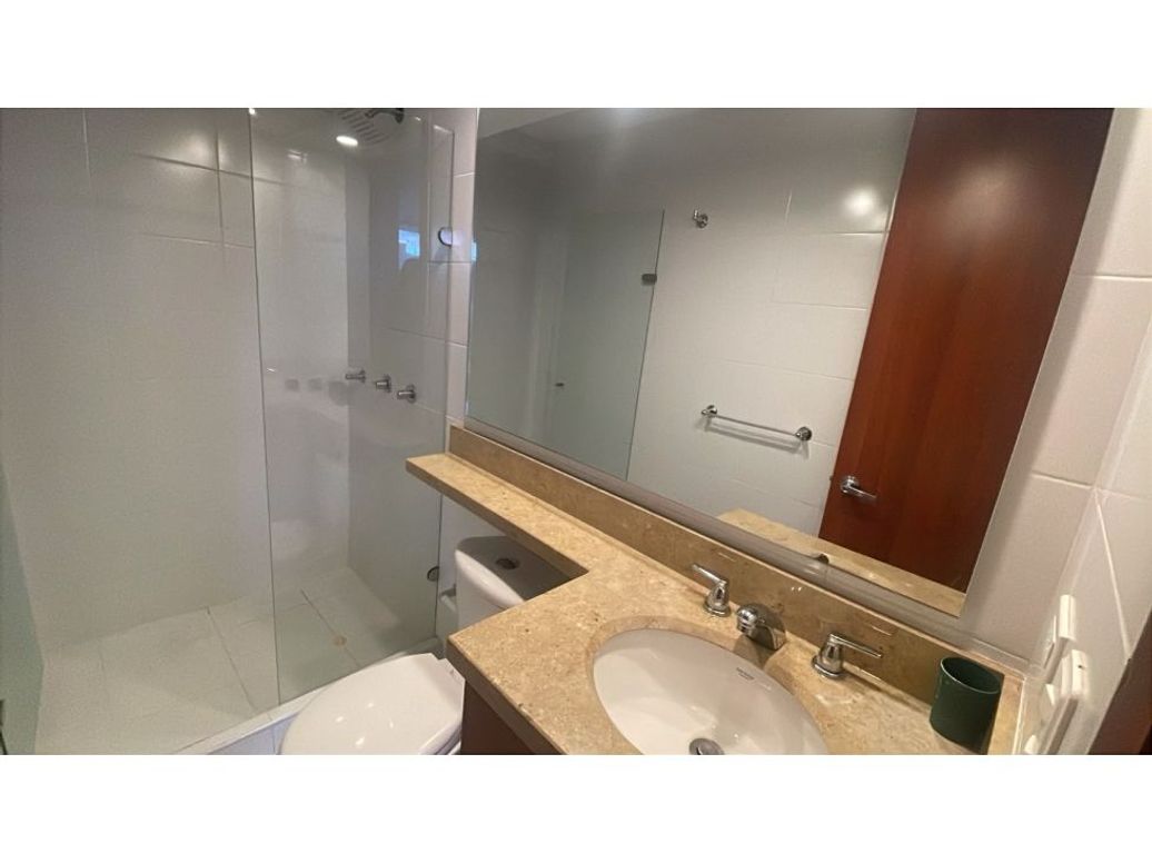 Apartamento de 2 alcobas en venta en Cedritos, Bogotá, 69 m² · foto 7 de 20