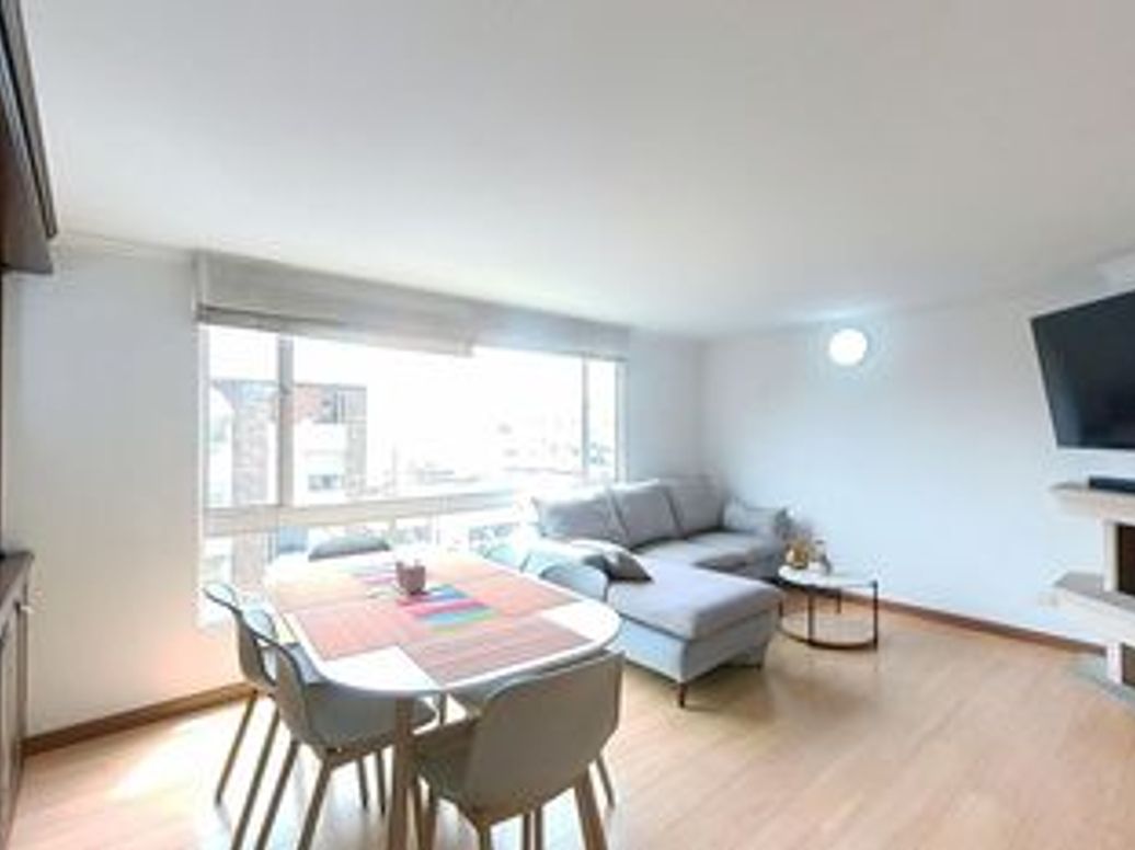 Apartamento de 3 alcobas en venta en Lago Gaitan, Bogotá, 85 m² · foto 2 de 14