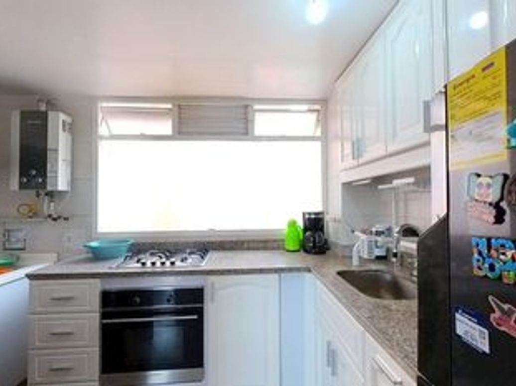 Apartamento de 3 alcobas en venta en Lago Gaitan, Bogotá, 85 m² · foto 5 de 14