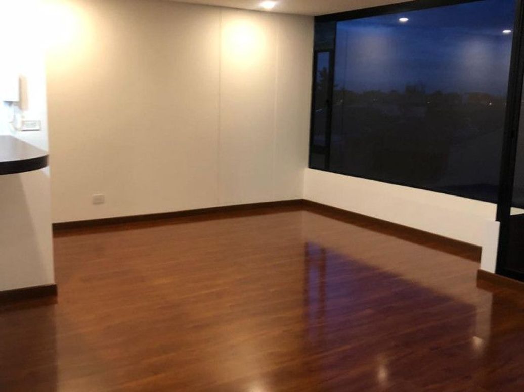 Apartamento de 3 alcobas en venta en Campin Occidental, Bogotá, 96 m² · foto 3 de 18