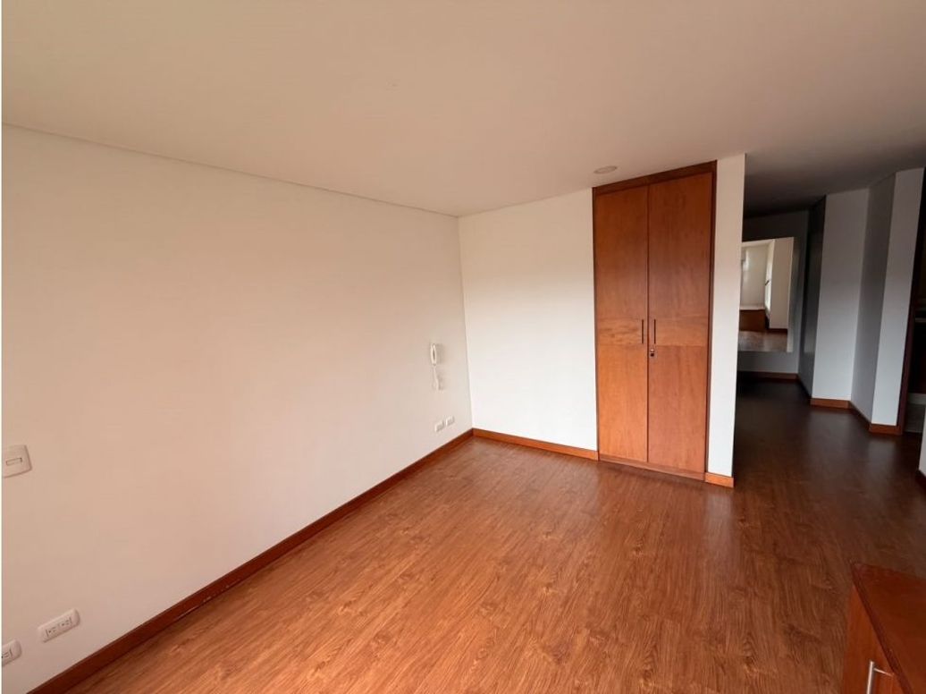 Apartamento de 3 alcobas en venta en Lago Cordoba, Bogotá, 130 m² · foto 7 de 20