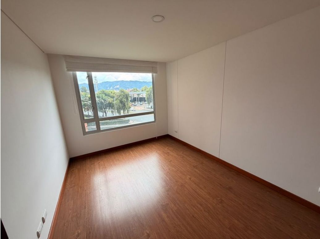 Apartamento de 3 alcobas en venta en Lago Cordoba, Bogotá, 130 m² · foto 9 de 20