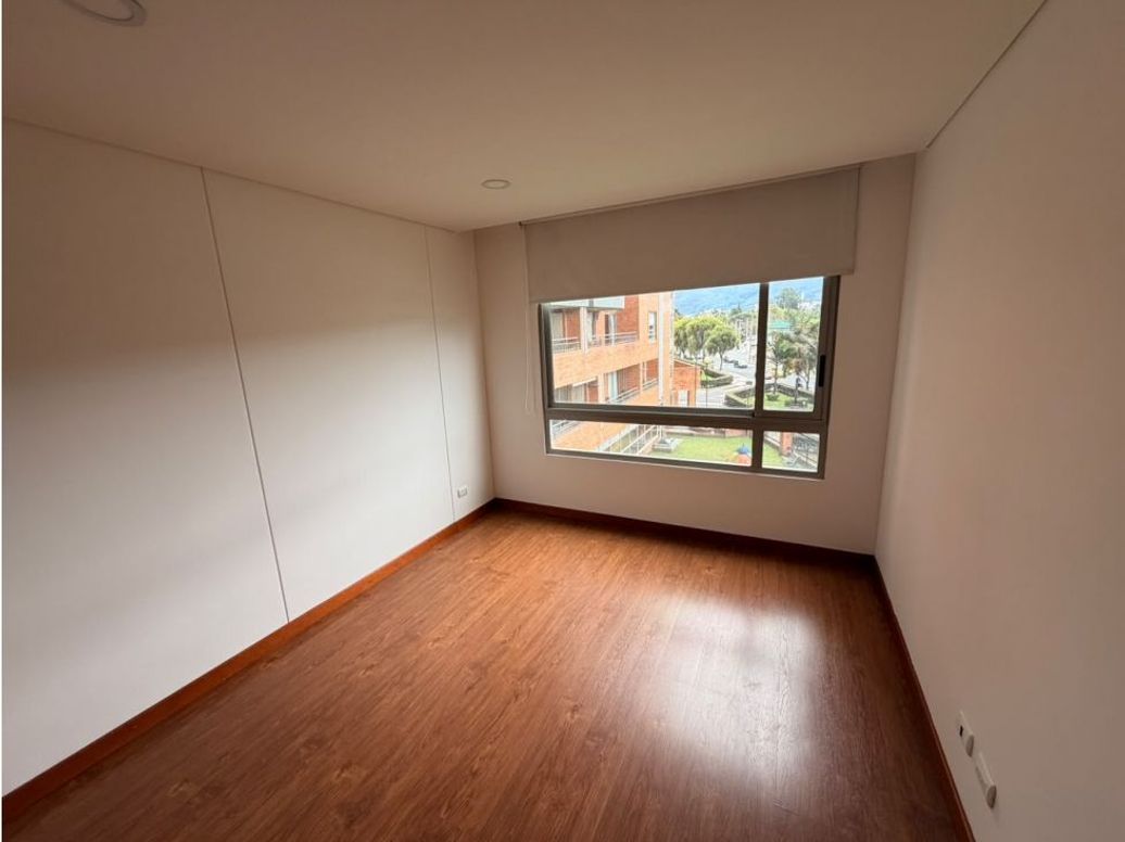 Apartamento de 3 alcobas en venta en Lago Cordoba, Bogotá, 130 m² · foto 11 de 20