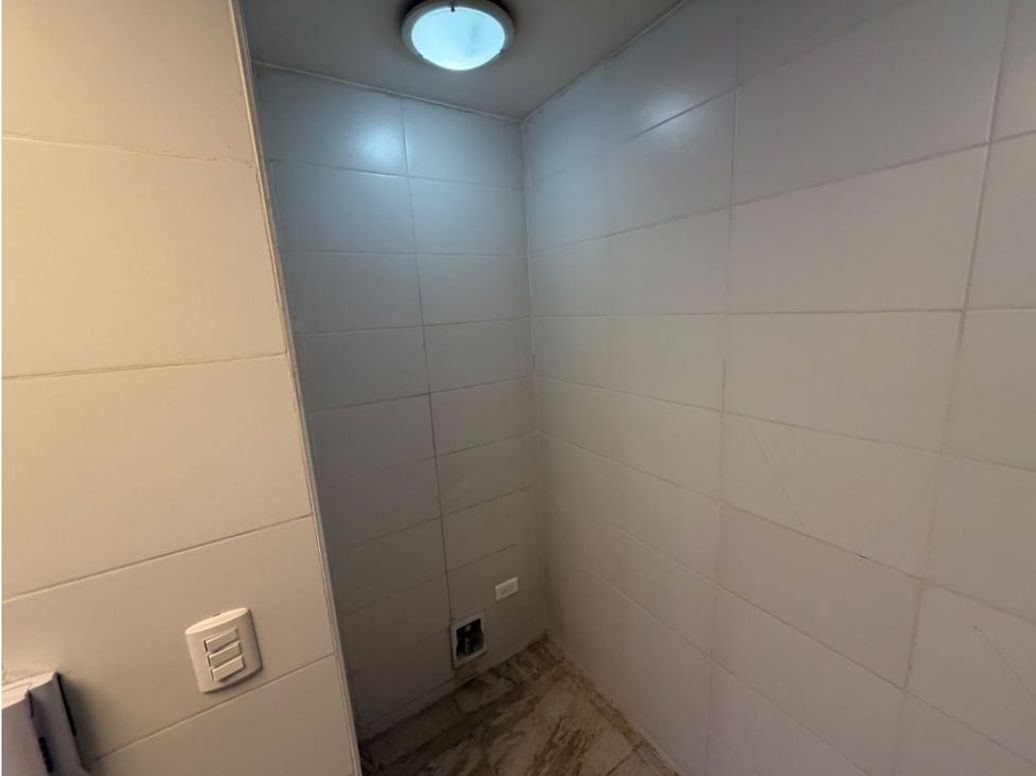 Apartamento de 3 alcobas en venta en Lago Cordoba, Bogotá, 130 m² · foto 14 de 20