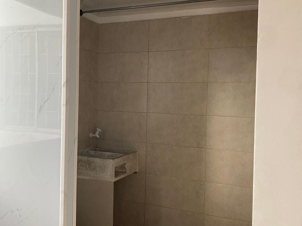 Apartamento de 2 alcobas en arriendo en Ciudad Berna, Bogotá, 52 m² · foto 7 de 11