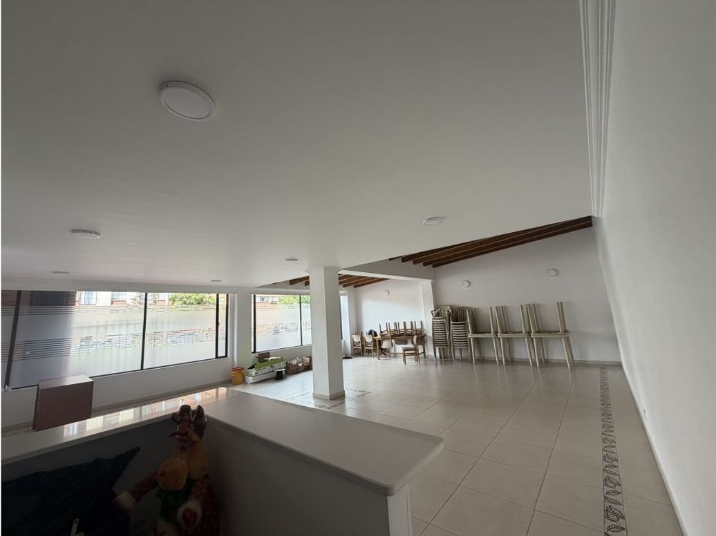 Apartamento de 4 alcobas en venta en Santa Barbara, Bogotá, 380 m² · foto 15 de 20