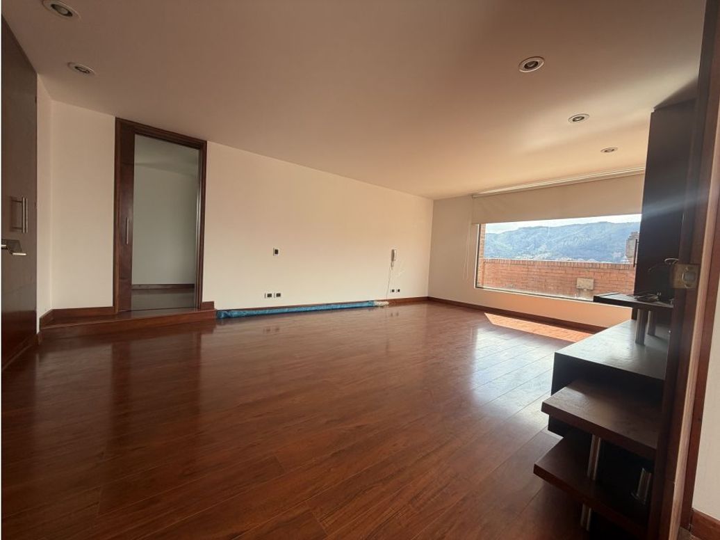 Apartamento de 4 alcobas en venta en Santa Barbara, Bogotá, 380 m² · foto 5 de 20