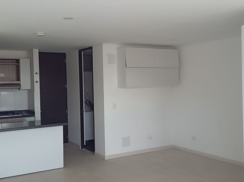 Apartamento de 2 alcobas en venta en Chapinero Central, Bogotá, 43 m² · foto 10 de 14