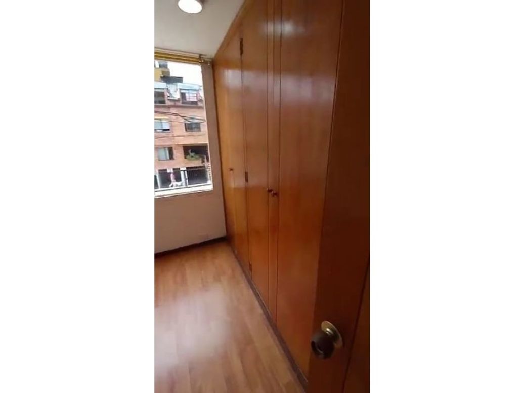 Apartamento de 2 alcobas en venta en Modelia Occidental, Bogotá, 57 m² · foto 9 de 20