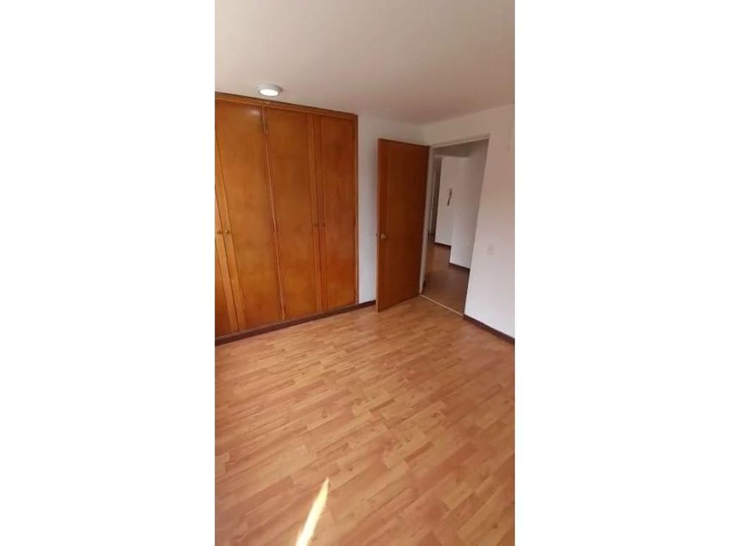 Apartamento de 2 alcobas en venta en Modelia Occidental, Bogotá, 57 m² · foto 10 de 20