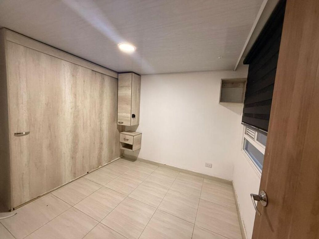 Apartamento de 3 alcobas en venta en Bosa, Bogotá, 45 m² · foto 2 de 13