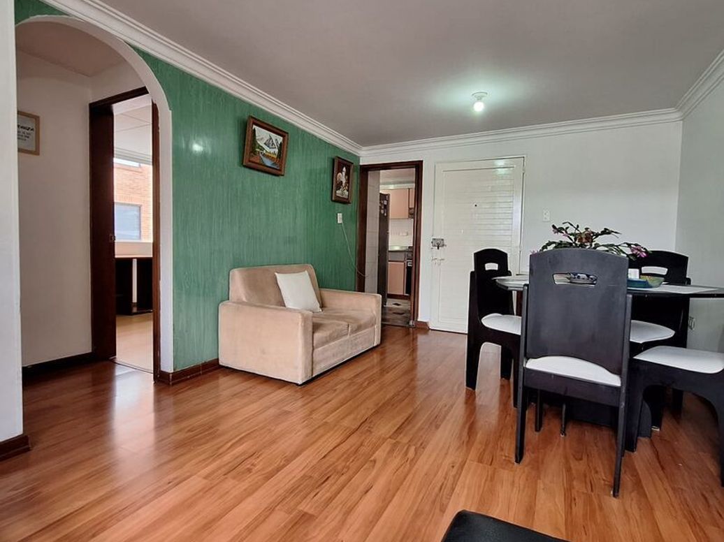 Apartamento de 2 alcobas en venta en Santa Barbara Oriental, Bogotá, 60 m² · foto 2 de 20