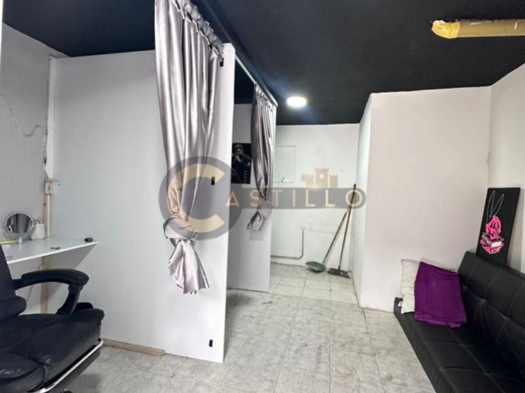 Casa de 4 alcobas en venta en India Catalina, Bogotá, 216 m² · foto 4 de 12