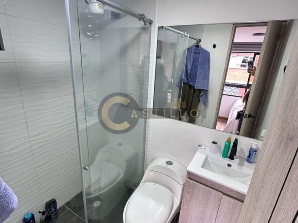 Casa de 4 alcobas en venta en India Catalina, Bogotá, 216 m² · foto 6 de 12