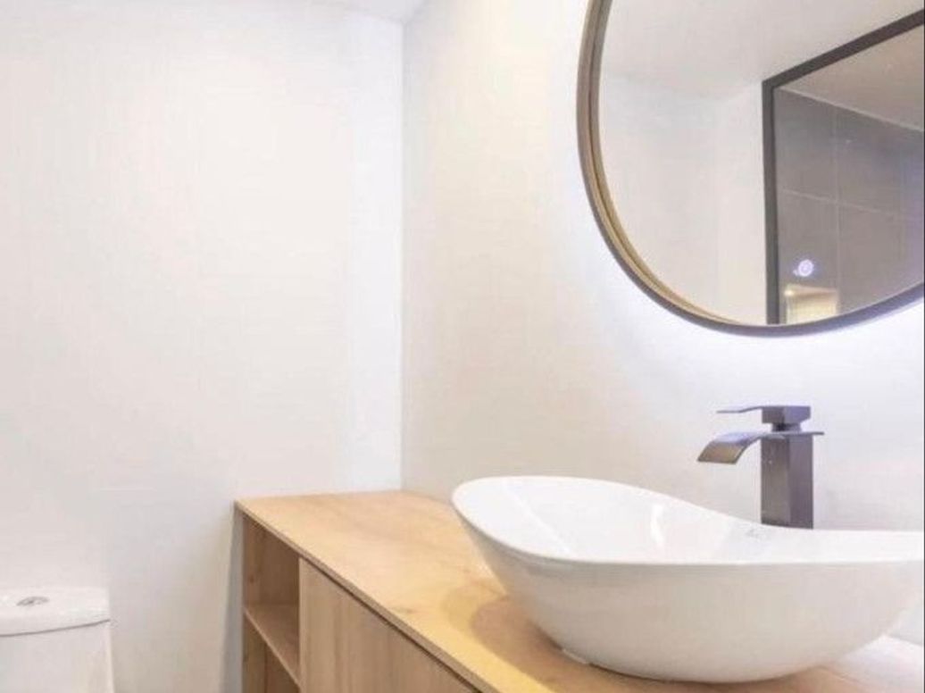 Apartamento de 2 alcobas en venta en Santa Barbara Central, Bogotá, 56 m² · foto 7 de 8