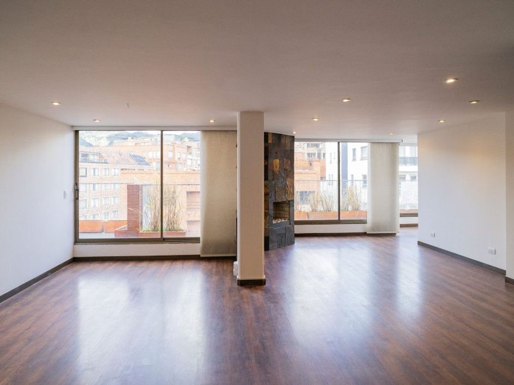 Apartamento de 3 alcobas en venta en Santa Bibiana, Bogotá, 144 m² · foto 4 de 20