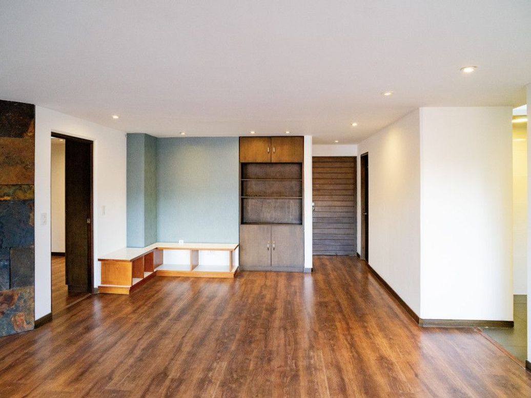 Apartamento de 3 alcobas en venta en Santa Bibiana, Bogotá, 144 m² · foto 2 de 20