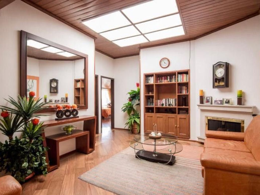 Apartamento de 4 alcobas en venta en Santa Barbara Central, Bogotá, 298 m² · foto 9 de 18