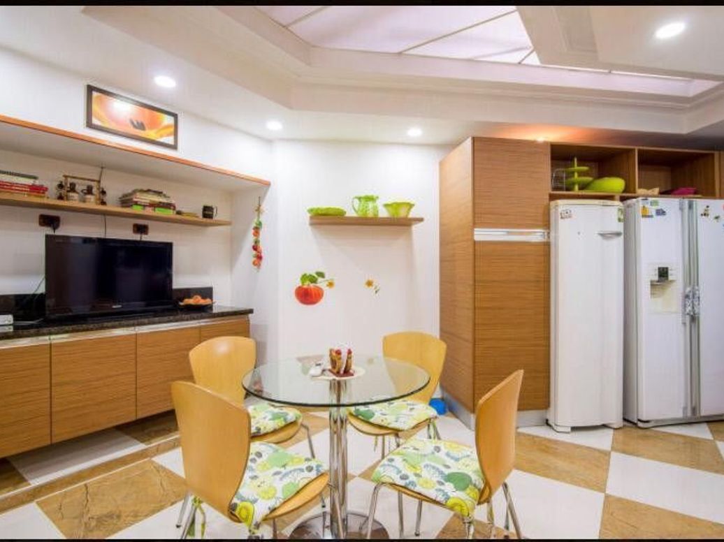 Apartamento de 4 alcobas en venta en Santa Barbara Central, Bogotá, 298 m² · foto 7 de 18