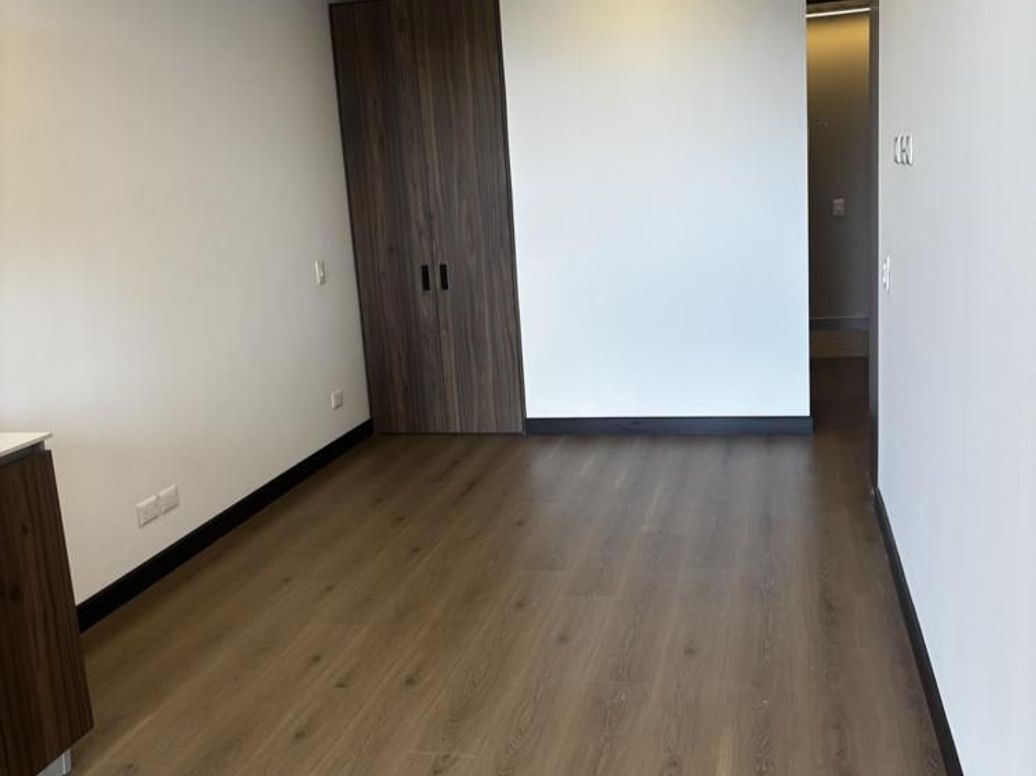 Apartamento de 1 alcoba en venta en Nuevo Contry, Bogotá, 34 m² · foto 10 de 18