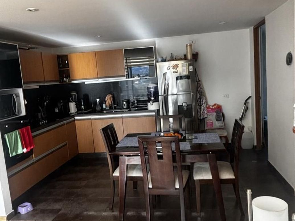 Apartamento de 3 alcobas en venta en Caobos Salazar, Bogotá, 98 m² · foto 5 de 20