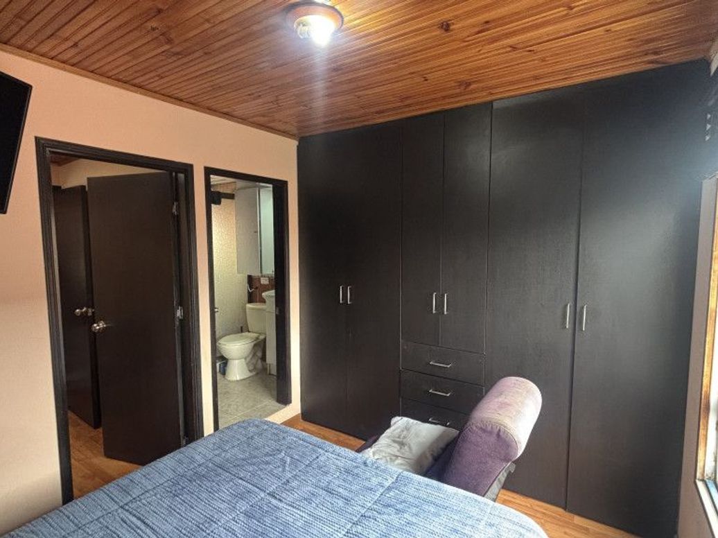 Casa de 3 alcobas en venta en El Dorado, Bogotá, 79 m² · foto 6 de 14