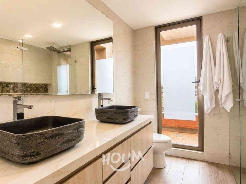 Apartamento de 4 alcobas en venta en Cerros De Los Alpes, Bogotá, 265 m² · foto 14 de 20