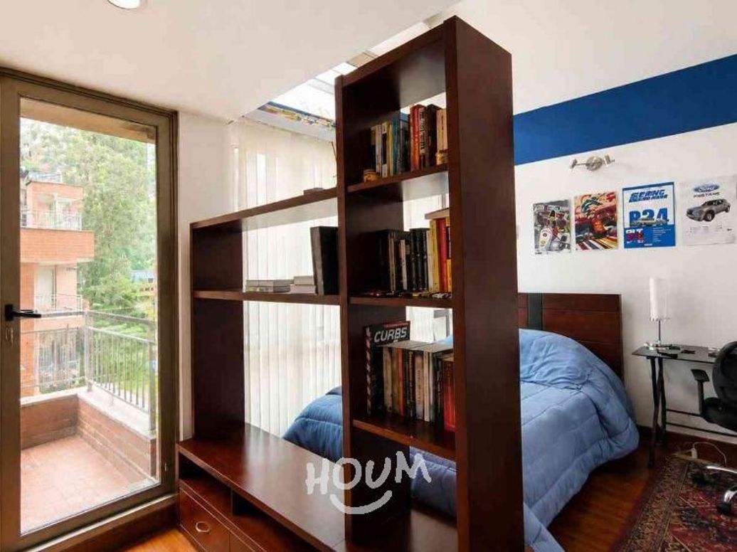 Apartamento de 4 alcobas en venta en Cerros De Los Alpes, Bogotá, 265 m² · foto 17 de 20