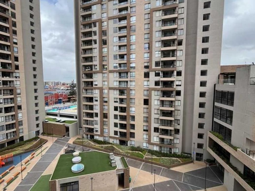 Apartamento de 3 alcobas en venta en Montevideo, Bogotá, 58 m² · foto 2 de 20